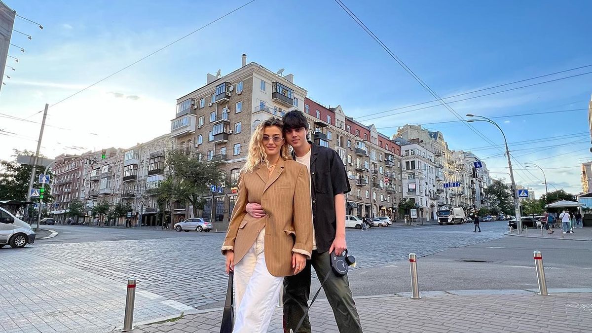 Вірю, що тепер назавжди, – Alekseev повернувся до Києва з дівчиною-росіянкою з "ВІА Гри" - Showbiz Вірю, що тепер назавжди, – Alekseev повернувся до Києва з дівчиною-росіянкою з "ВІА Гри" - Showbiz