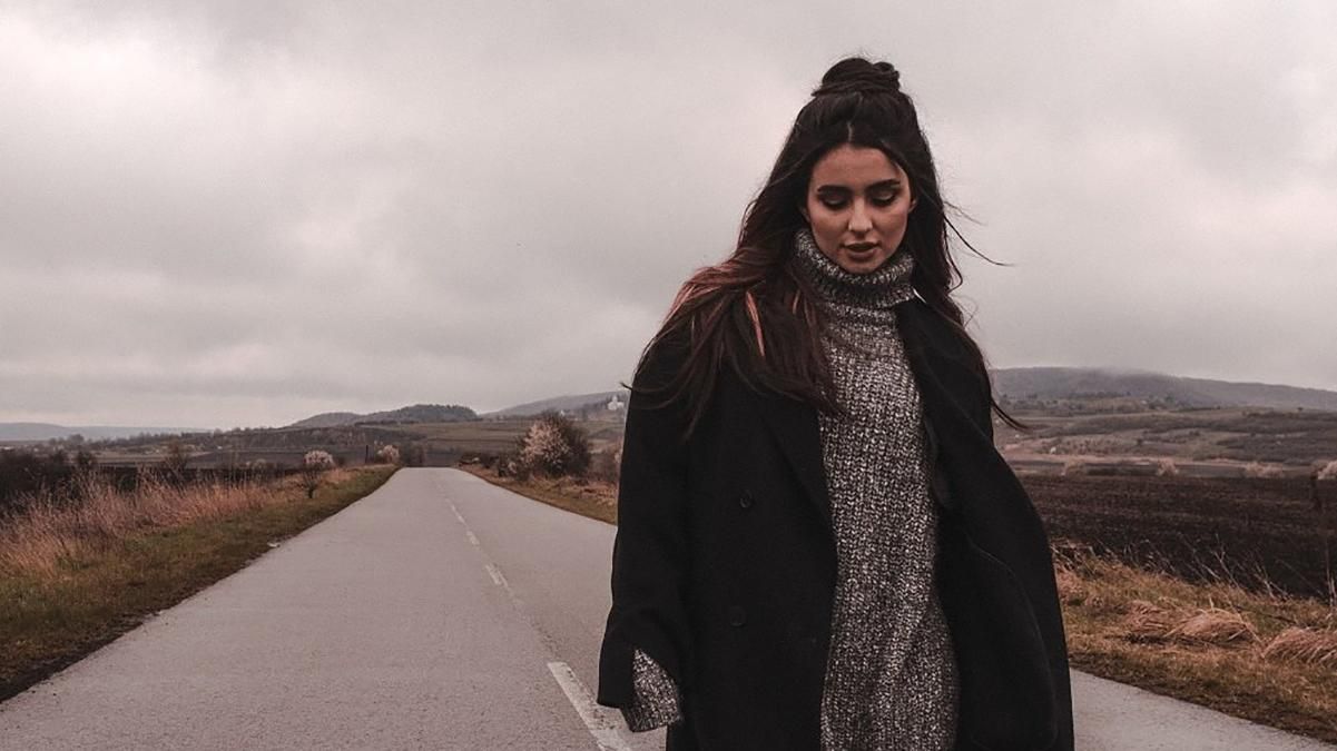 Трінчер пояснила, чому випускає пісні під час війни "Так багато болю, що ти не можеш мовчати" - Showbiz Трінчер пояснила, чому випускає пісні під час війни "Так багато болю, що ти не можеш мовчати" - Showbiz