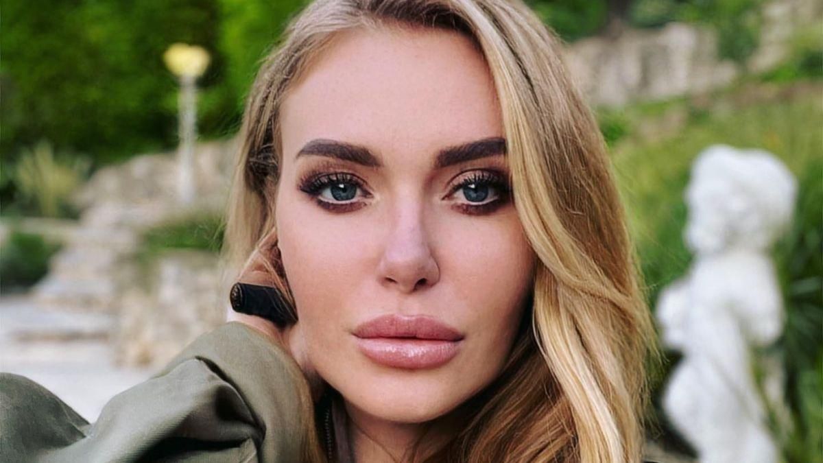 Российская музыка и эротические фото как живет Слава Каминская во время войны в Нидерландах - Showbiz Российская музыка и эротические фото как живет Слава Каминская во время войны в Нидерландах - Showbiz