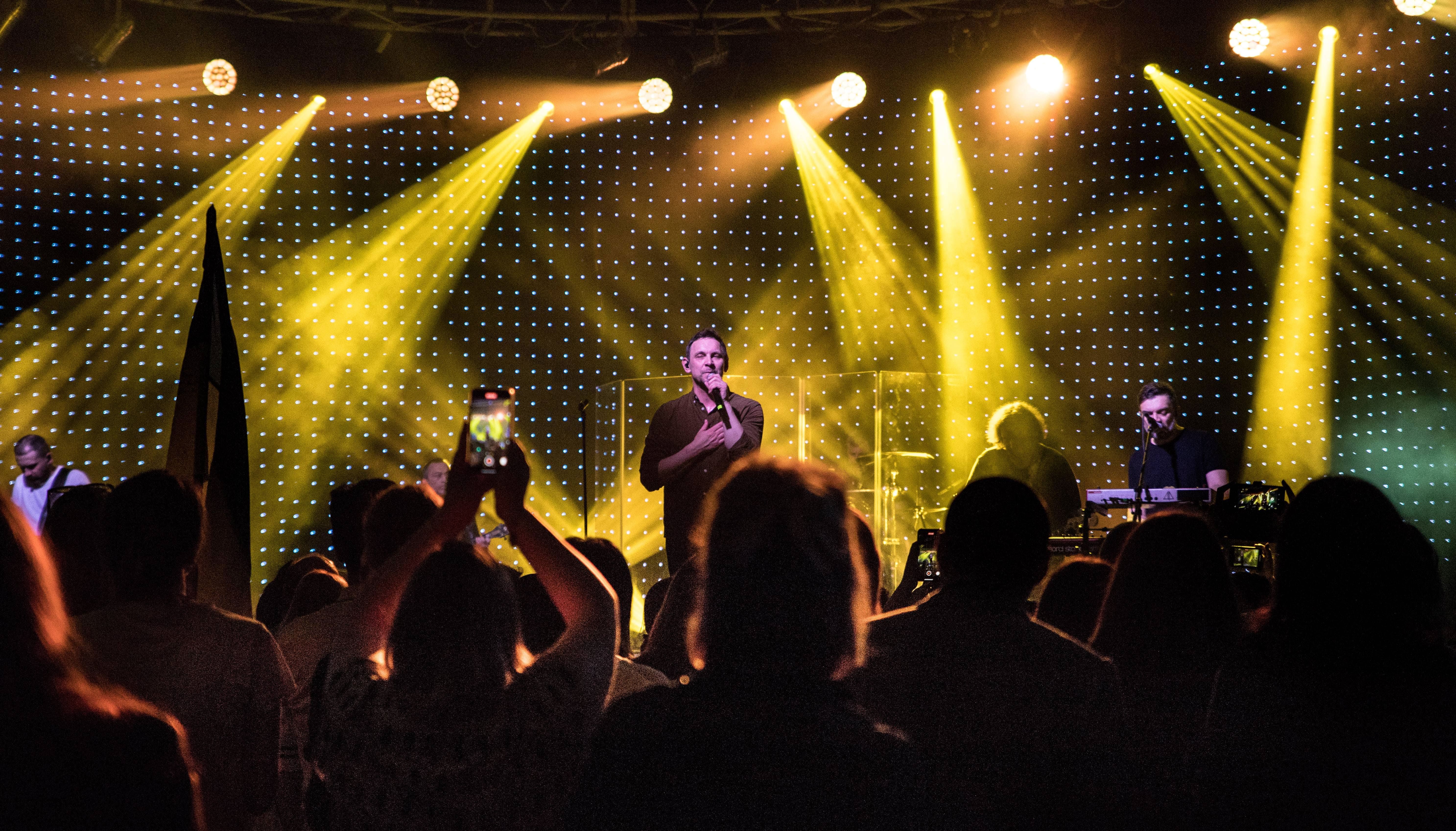 Почти 2 миллиона гривен группа "Друга Ріка" отчиталась о благотворительных сборах на концертах - Showbiz Почти 2 миллиона гривен группа "Друга Ріка" отчиталась о благотворительных сборах на концертах - Showbiz