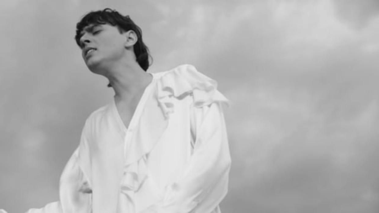 Об отважных матерях, спасающих жизнь Alekseev выпустил щемящий трек в День защиты детей - Showbiz Об отважных матерях, спасающих жизнь Alekseev выпустил щемящий трек в День защиты детей - Showbiz