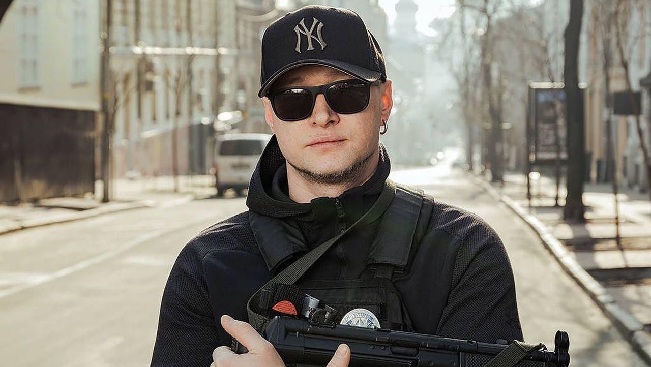 "Мені сняться мої діти" про що найперше подумав Хливнюк 24 лютого та чи бачився він з нащадками - Showbiz "Мені сняться мої діти" про що найперше подумав Хливнюк 24 лютого та чи бачився він з нащадками - Showbiz