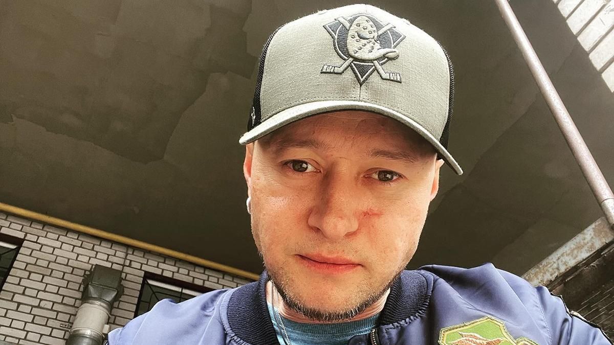 Андрей Хлывнюк из "Бумбокса" рассказал, что делает на фронте и как на Востоке реагируют на хлеб - Showbiz Андрей Хлывнюк из "Бумбокса" рассказал, что делает на фронте и как на Востоке реагируют на хлеб - Showbiz