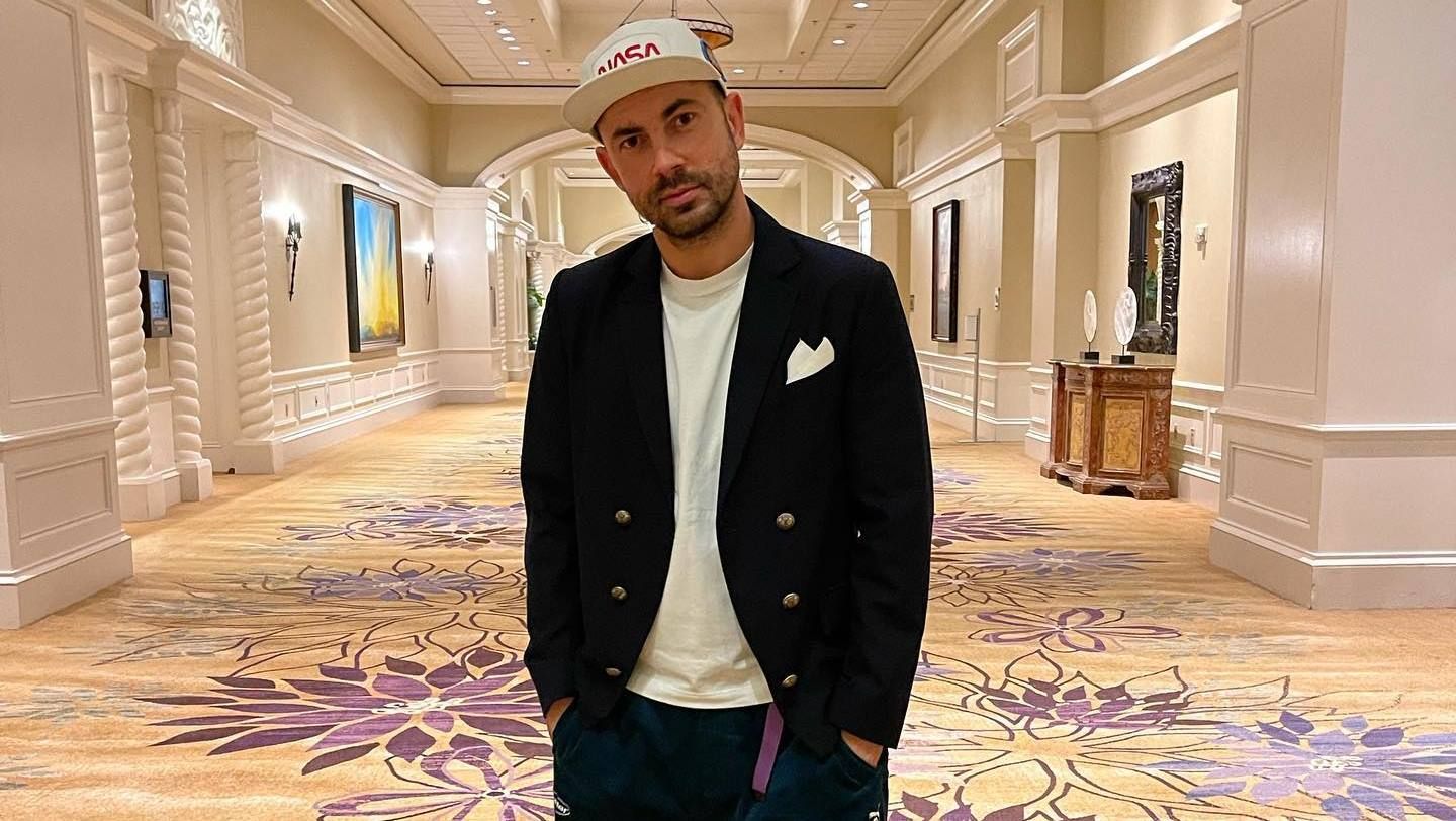 "Разве это можно назвать жизнью" Андрей Бедняков показал фото из оккупированного Мариуполя - Showbiz "Разве это можно назвать жизнью" Андрей Бедняков показал фото из оккупированного Мариуполя - Showbiz