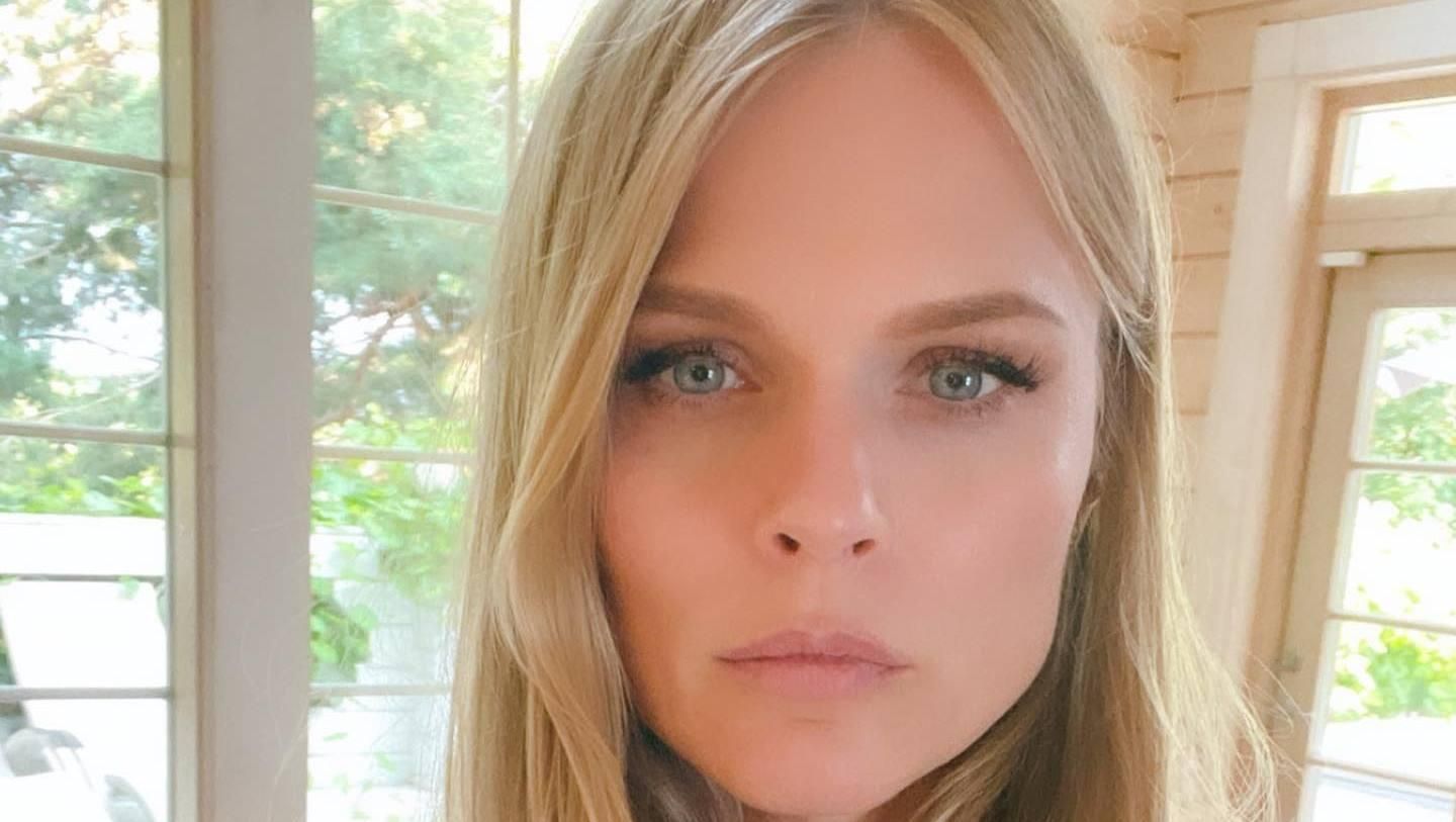 Ольга Фреймут показала, как ее 4-летняя дочь нарисовала Путина "Проявление детской ненависти" - Showbiz Ольга Фреймут показала, как ее 4-летняя дочь нарисовала Путина "Проявление детской ненависти" - Showbiz