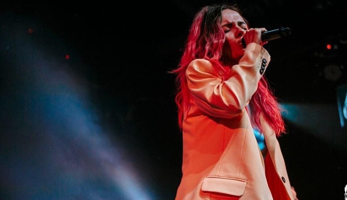 "100 дней незламності України" певица MamaRika выступила на благотворительном концерте - Showbiz "100 дней незламності України" певица MamaRika выступила на благотворительном концерте - Showbiz