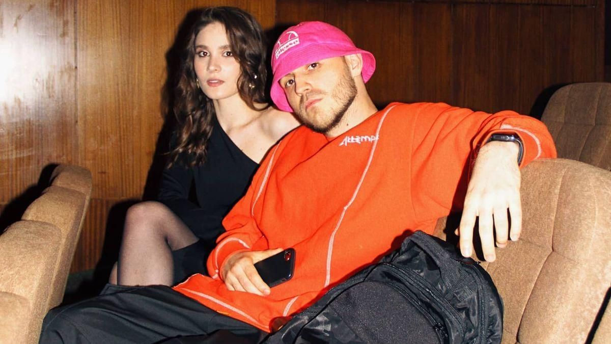 Стежте за інстаграмом, – соліст Kalush Orchestra про весілля з коханою - Showbiz Стежте за інстаграмом, – соліст Kalush Orchestra про весілля з коханою - Showbiz