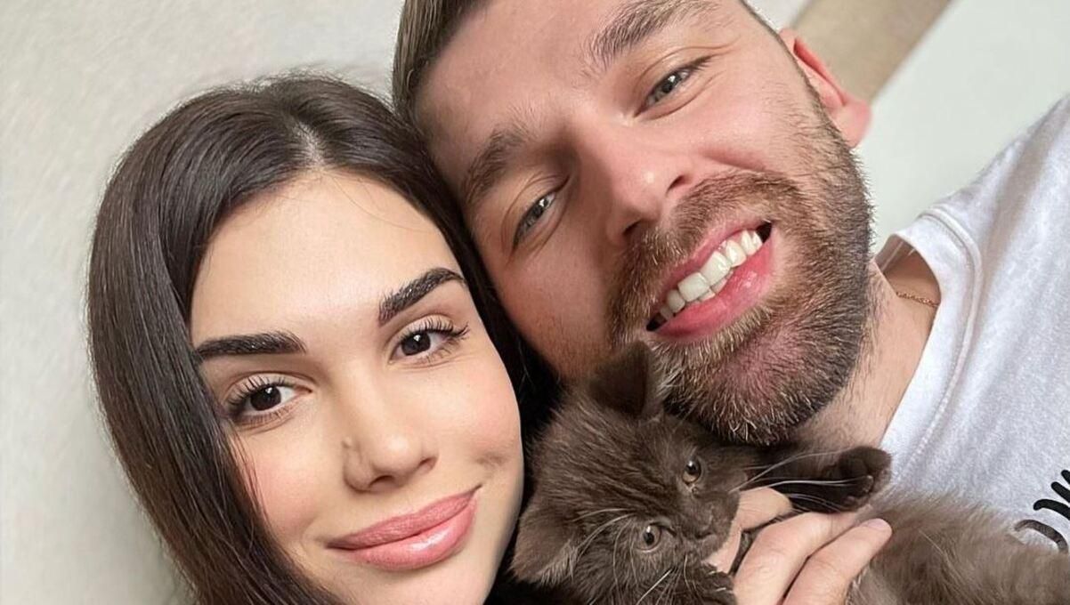 Ексучасник "Холостячки" Андрій Рибак планує весілля з коханою, через яку пішов з шоу - Showbiz Ексучасник "Холостячки" Андрій Рибак планує весілля з коханою, через яку пішов з шоу - Showbiz