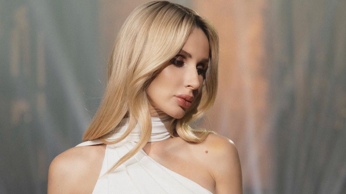 Лобода неочікувано приїхала у зруйнований Ірпінь "Не знаю, як українці мають це пробачити" - Showbiz Лобода неочікувано приїхала у зруйнований Ірпінь "Не знаю, як українці мають це пробачити" - Showbiz