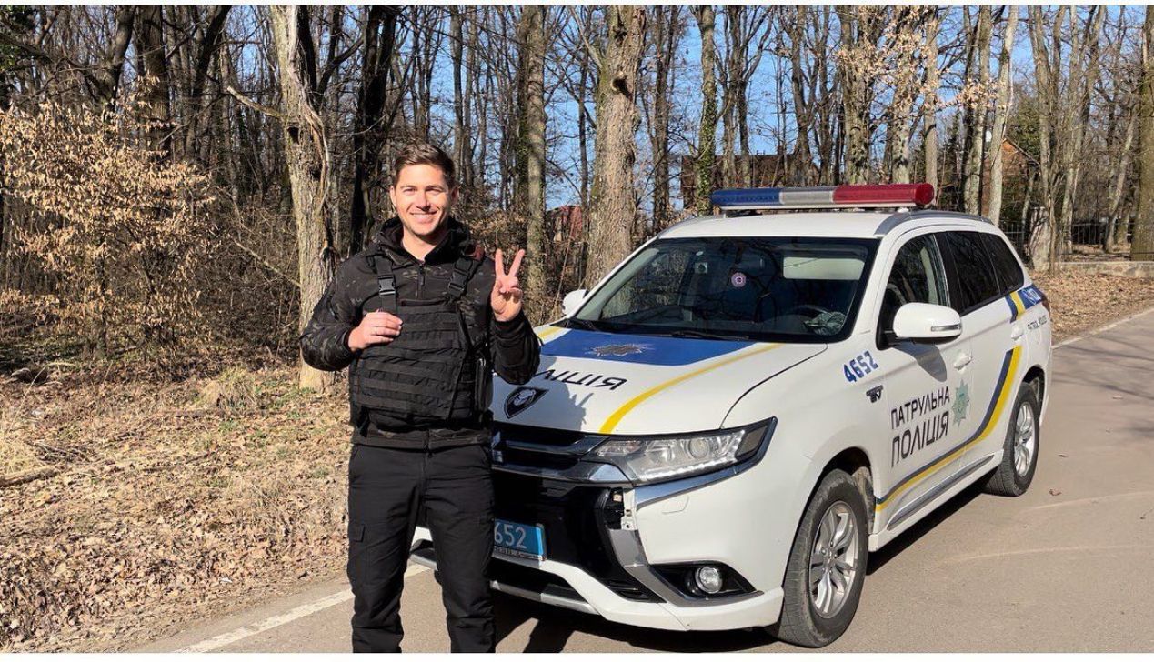 Остапчук впервые рассказал, почему пошел служить в полицию, а не в ТРО или ВСУ - Showbiz Остапчук впервые рассказал, почему пошел служить в полицию, а не в ТРО или ВСУ - Showbiz