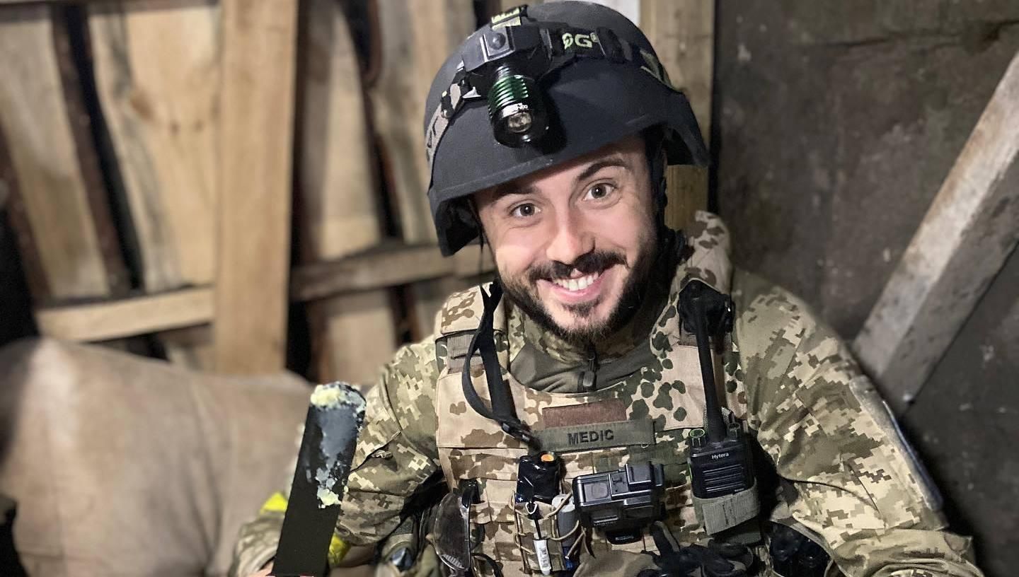 "На передовій під шкварчання рацій" як Тарас Тополя зустрів 35 день народження - Showbiz "На передовій під шкварчання рацій" як Тарас Тополя зустрів 35 день народження - Showbiz