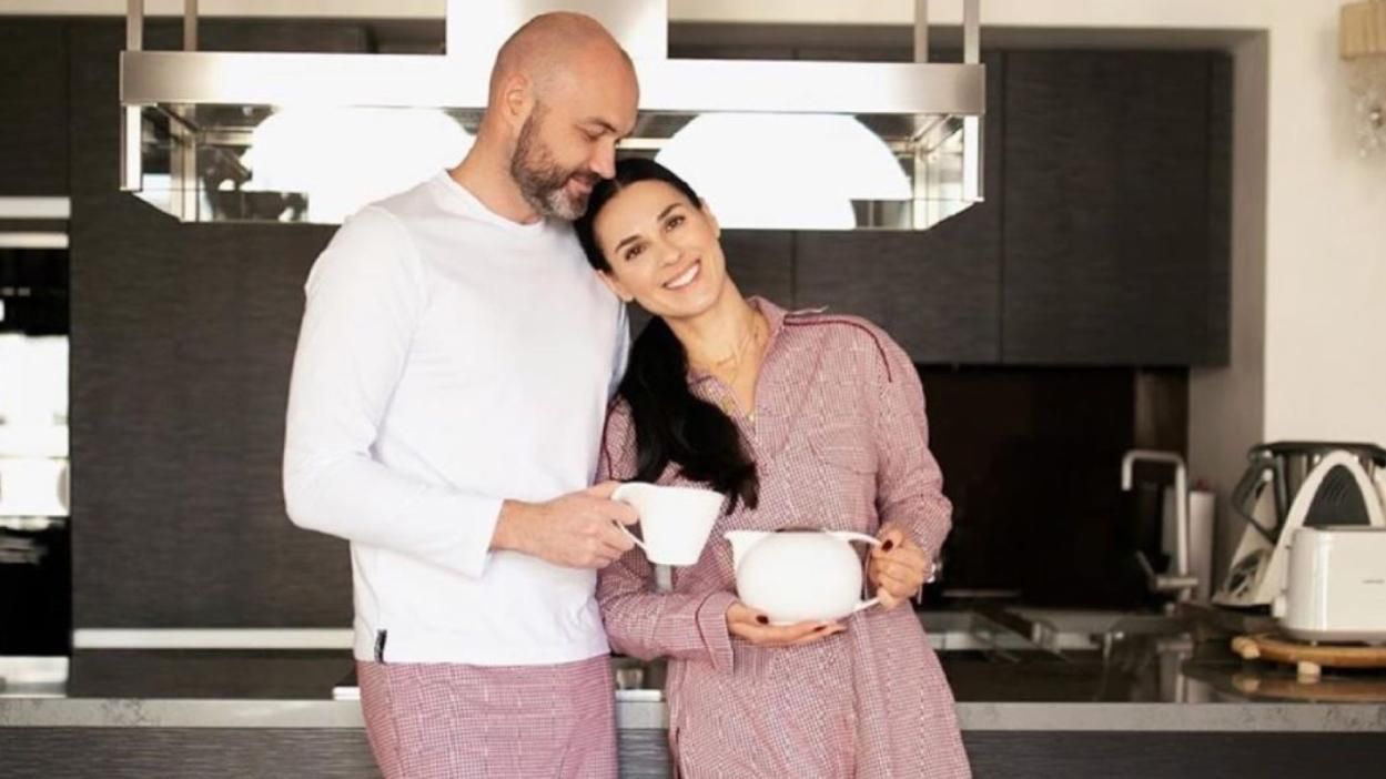 Маша Ефросинина призналась, что не общается со свекровью 20 лет - Showbiz Маша Ефросинина призналась, что не общается со свекровью 20 лет - Showbiz