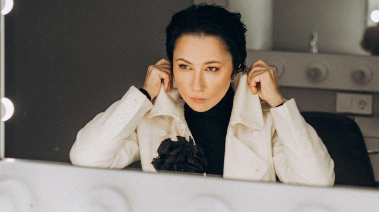 Мы помним твой подвиг, – Елена Мозгова вспомнила погибшего Артема Димида и обратилась к коллегам - Showbiz Мы помним твой подвиг, – Елена Мозгова вспомнила погибшего Артема Димида и обратилась к коллегам - Showbiz