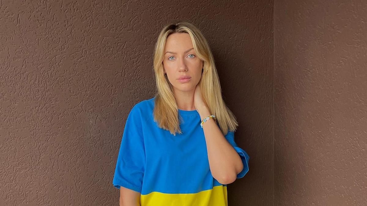 Леся Нікітюк розповіла про хлопця-моряка з "Ле Маршрутки", який загинув у Маріуполі - Showbiz Леся Нікітюк розповіла про хлопця-моряка з "Ле Маршрутки", який загинув у Маріуполі - Showbiz