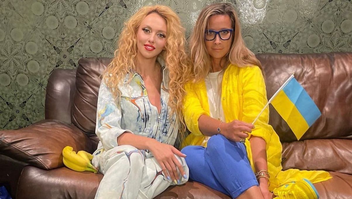 Оля Полякова попросила Зеленського дати українське громадянство подрузі з Росії реакція мережі - Showbiz Оля Полякова попросила Зеленського дати українське громадянство подрузі з Росії реакція мережі - Showbiz