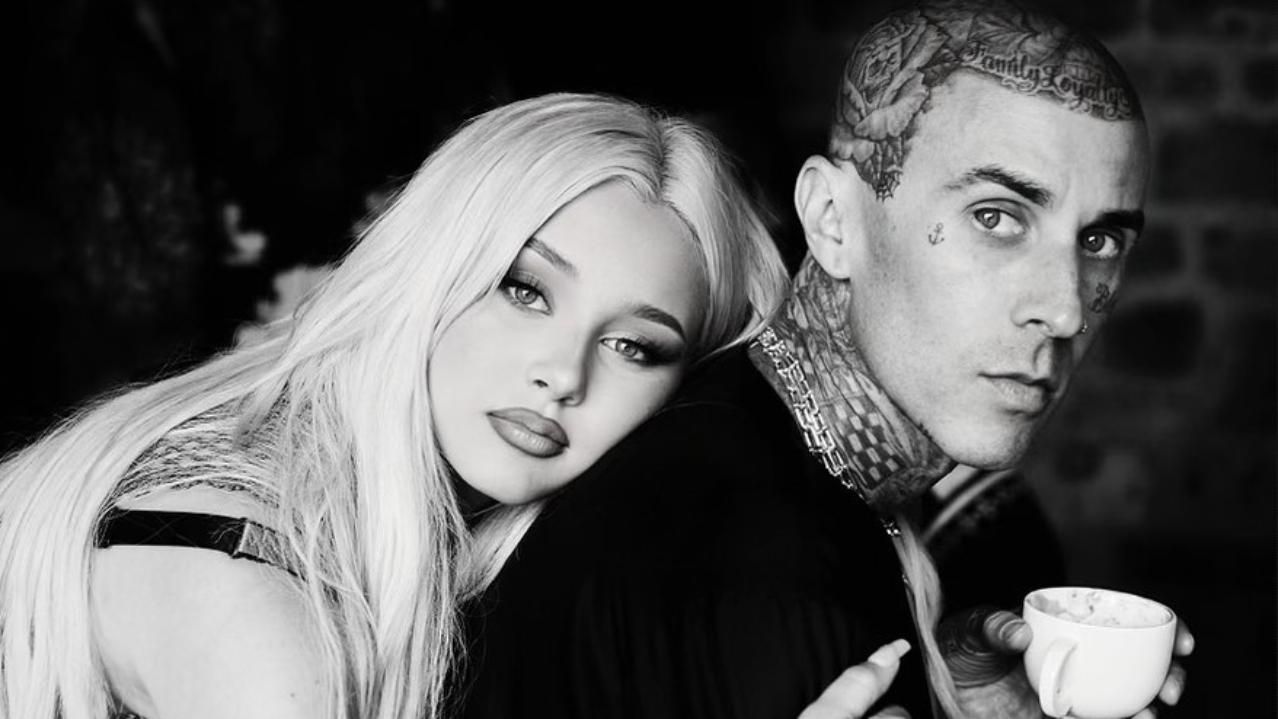 Тревіс Баркер зліг з панкреатитом: донька подякувала за молитви Тревіс Баркер зліг з панкреатитом: донька подякувала за молитви