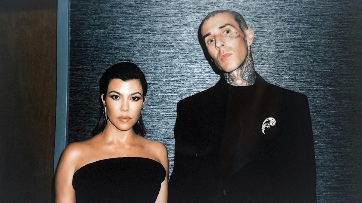 Тревис Баркер объяснил, почему оказался в больнице – что угрожало его жизни Тревис Баркер объяснил, почему оказался в больнице – что угрожало его жизни