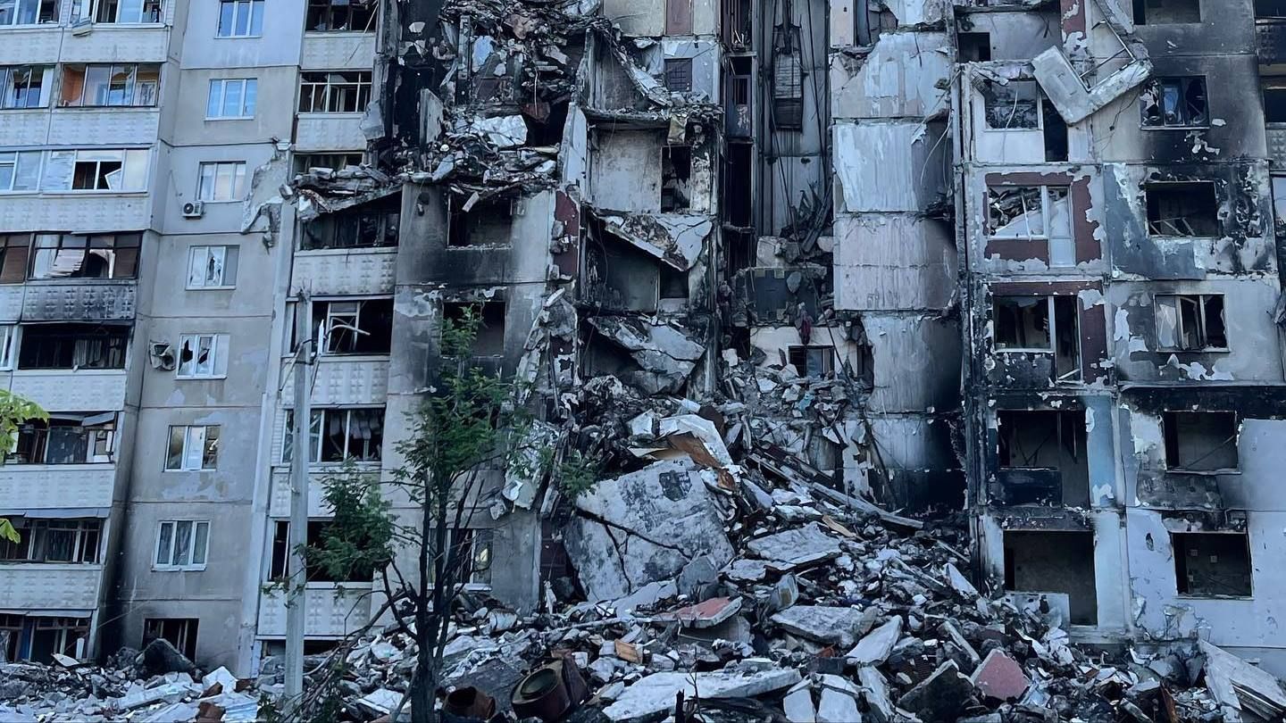 Обстріли Харкова - Андрій Бєдняков показав фото руйнування міста