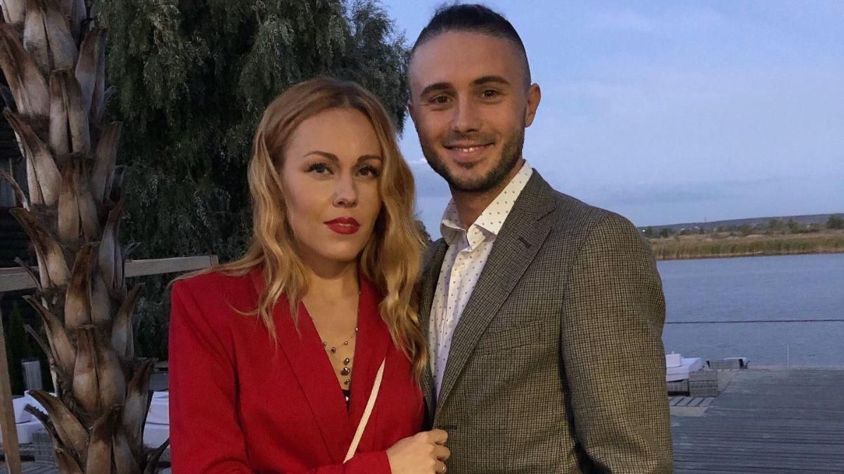 Alyosha возвращается в Украину к Тарасу Тополе Alyosha возвращается в Украину к Тарасу Тополе