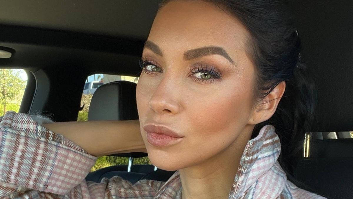 Ексдружина Дмитра Ступки була на концерті ONUKA в США Ексдружина Дмитра Ступки була на концерті ONUKA в США