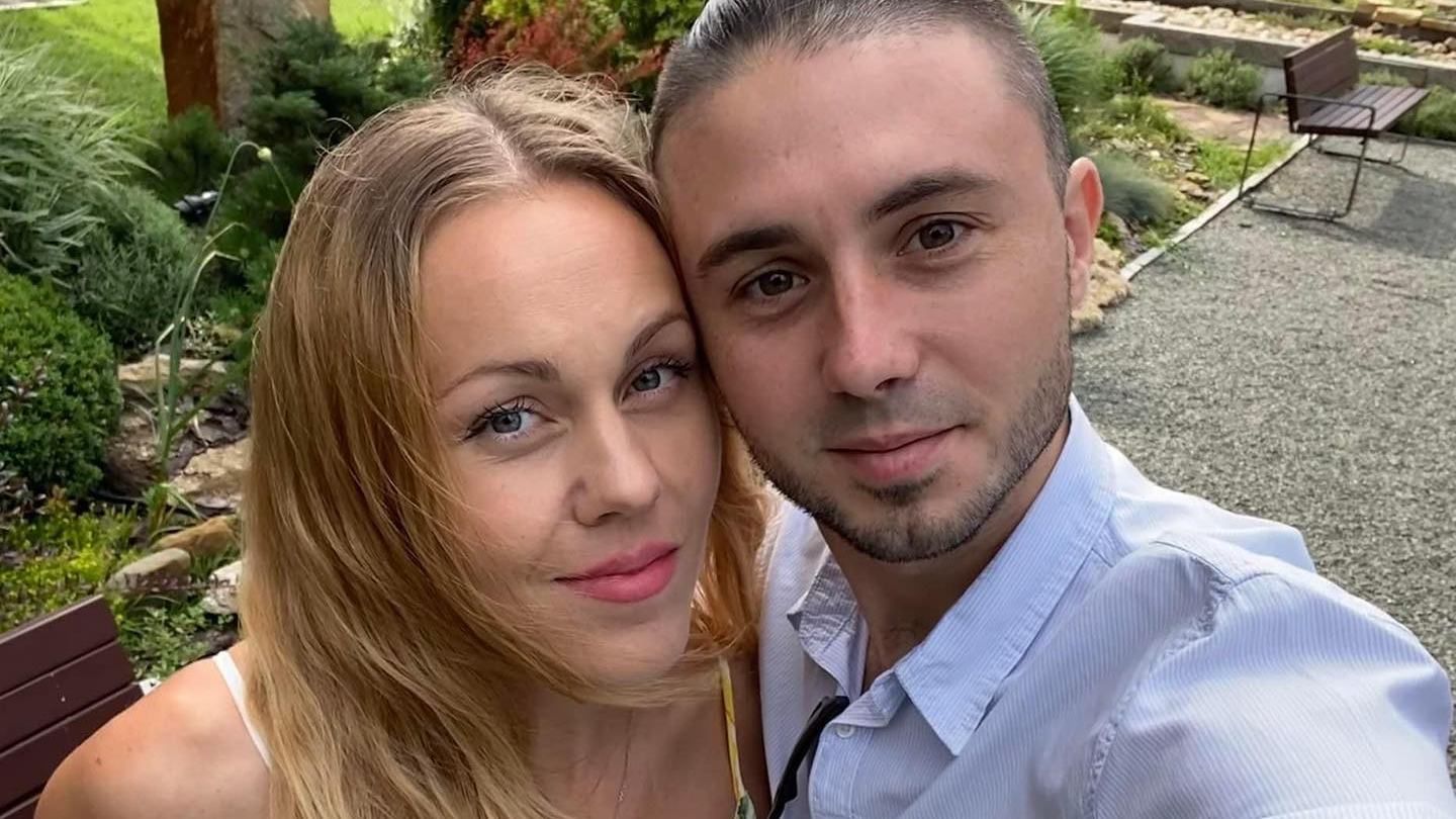 Тарас Тополя вперше за 4 місяці побачив дружину - фото Тарас Тополя вперше за 4 місяці побачив дружину - фото