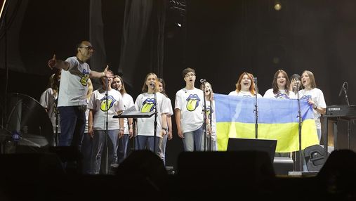 Легендарный The Rolling Stones спел с детьми из Киева: трогательное видео из Вены