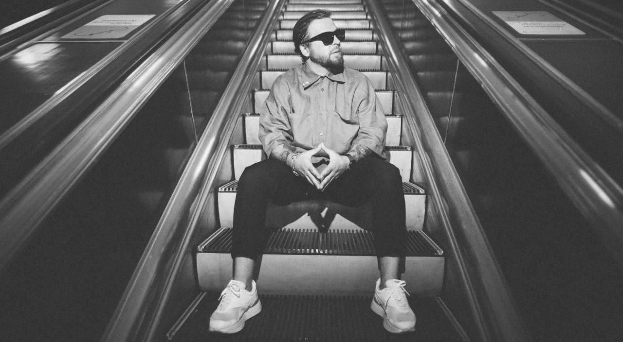 БЕЗ ОБМЕЖЕНЬ сыграли концерт в метро Киева - яркие фото и видео - Showbiz БЕЗ ОБМЕЖЕНЬ сыграли концерт в метро Киева - яркие фото и видео - Showbiz