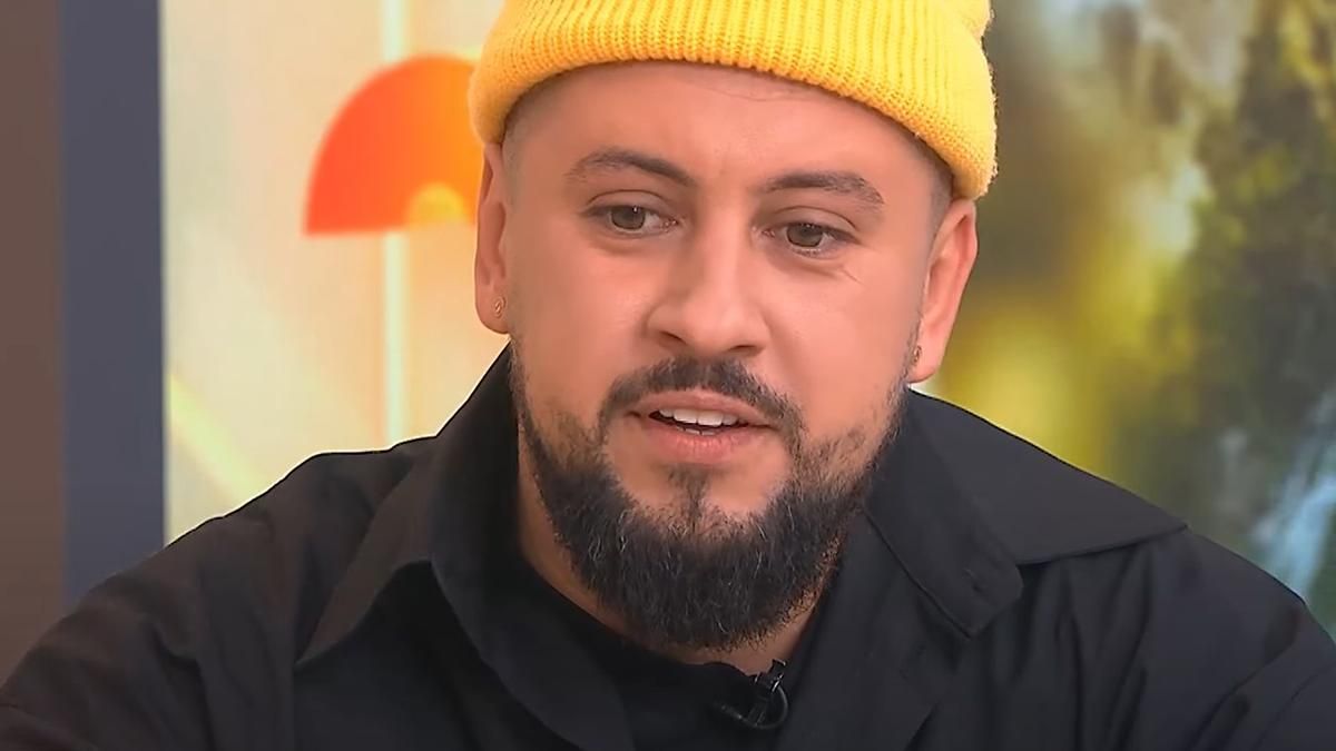 Монатік нарешті приїхав у Київ і поскаржився на розлуку з сім'єю Монатік нарешті приїхав у Київ і поскаржився на розлуку з сім'єю