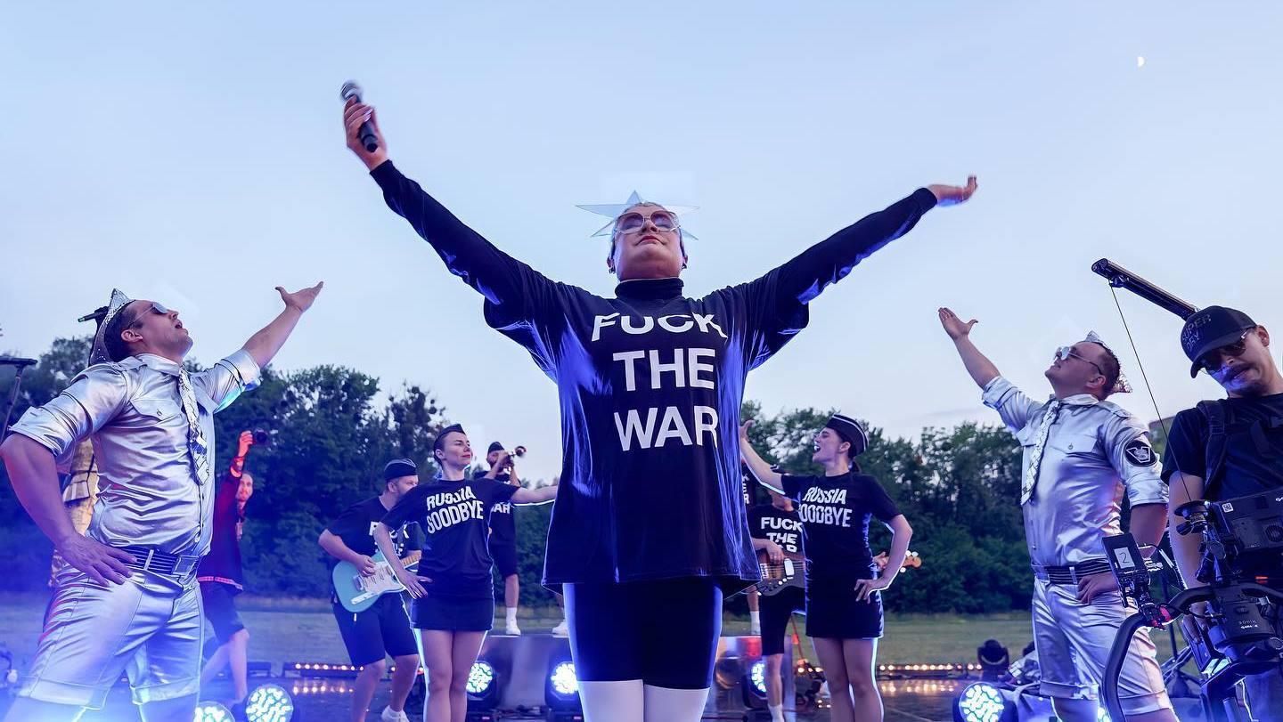 Верка Сердючка выступила на концерте в Киеве и зажгла публику кричалкой Верка Сердючка выступила на концерте в Киеве и зажгла публику кричалкой