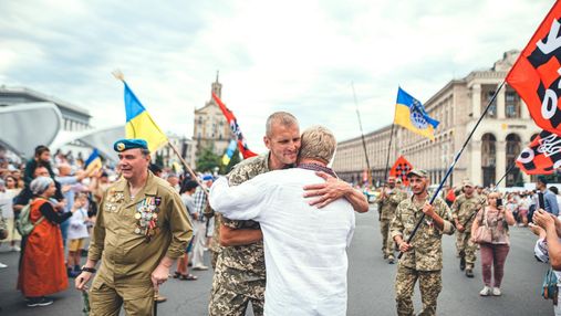 "Мы молодая кровь с тысячелетней историей": какие звезды поздравляют с Днем Украинской Государственности