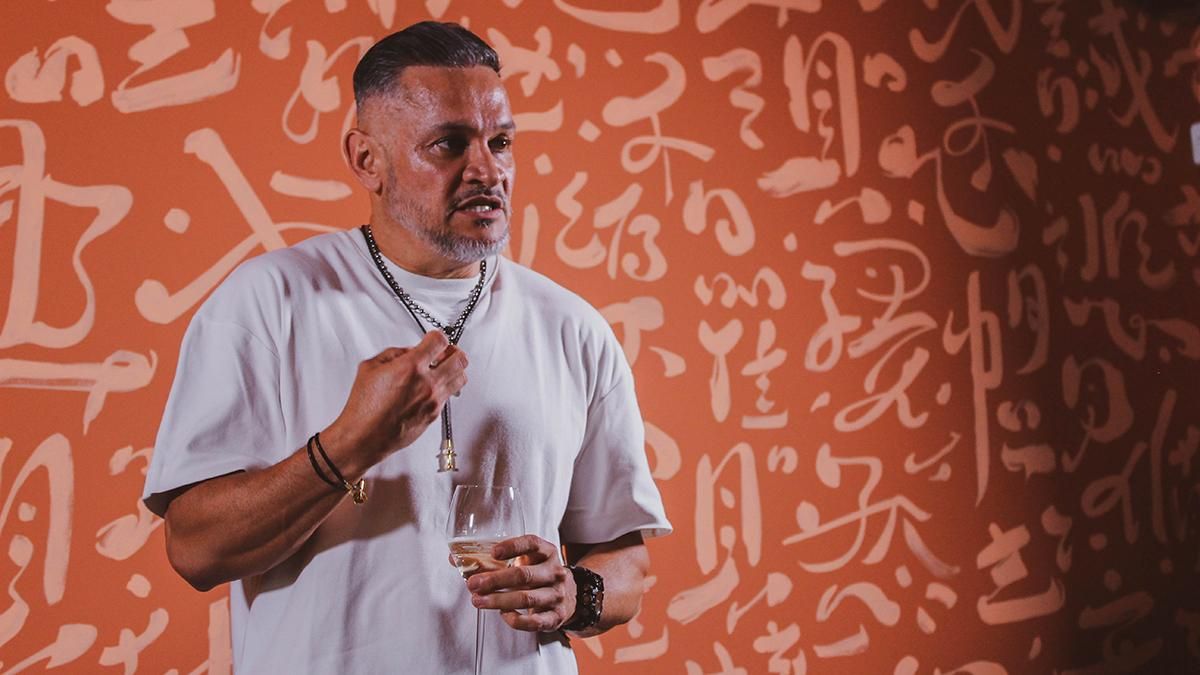 Як Ектор Хіменес-Браво довів маму до лікарні Як Ектор Хіменес-Браво довів маму до лікарні