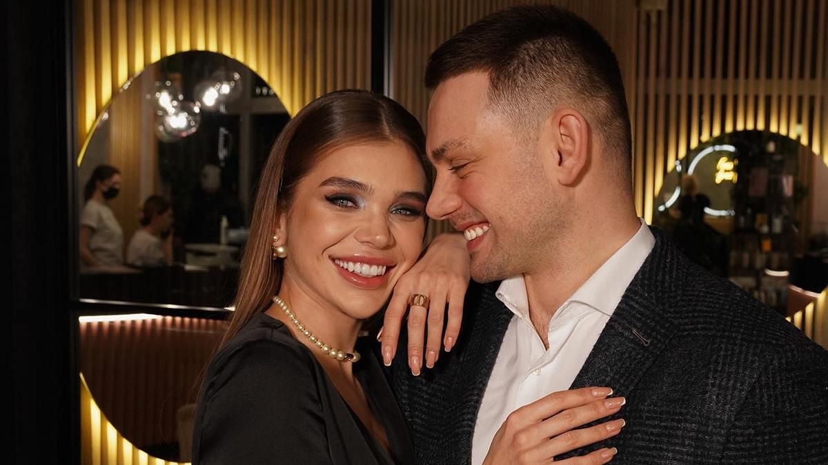 Любимый Саши Бо оскорбил переселенцев – как он выкрутился из скандала Любимый Саши Бо оскорбил переселенцев – как он выкрутился из скандала