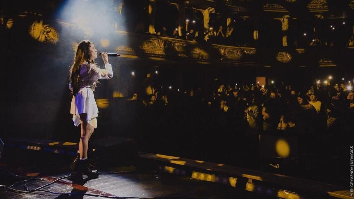 Повітряна тривога - концерт Христини Соловій у Рівному перервали ракети Повітряна тривога - концерт Христини Соловій у Рівному перервали ракети