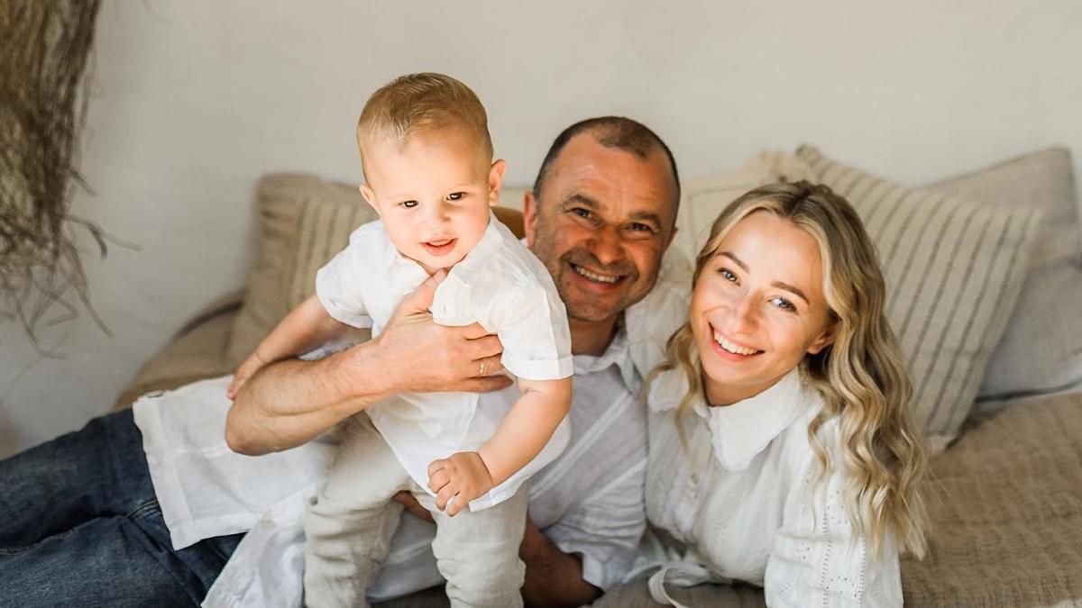 Віктор Павлік врятував дружину від нещасливого кохання, коли їй було усього 15 Віктор Павлік врятував дружину від нещасливого кохання, коли їй було усього 15