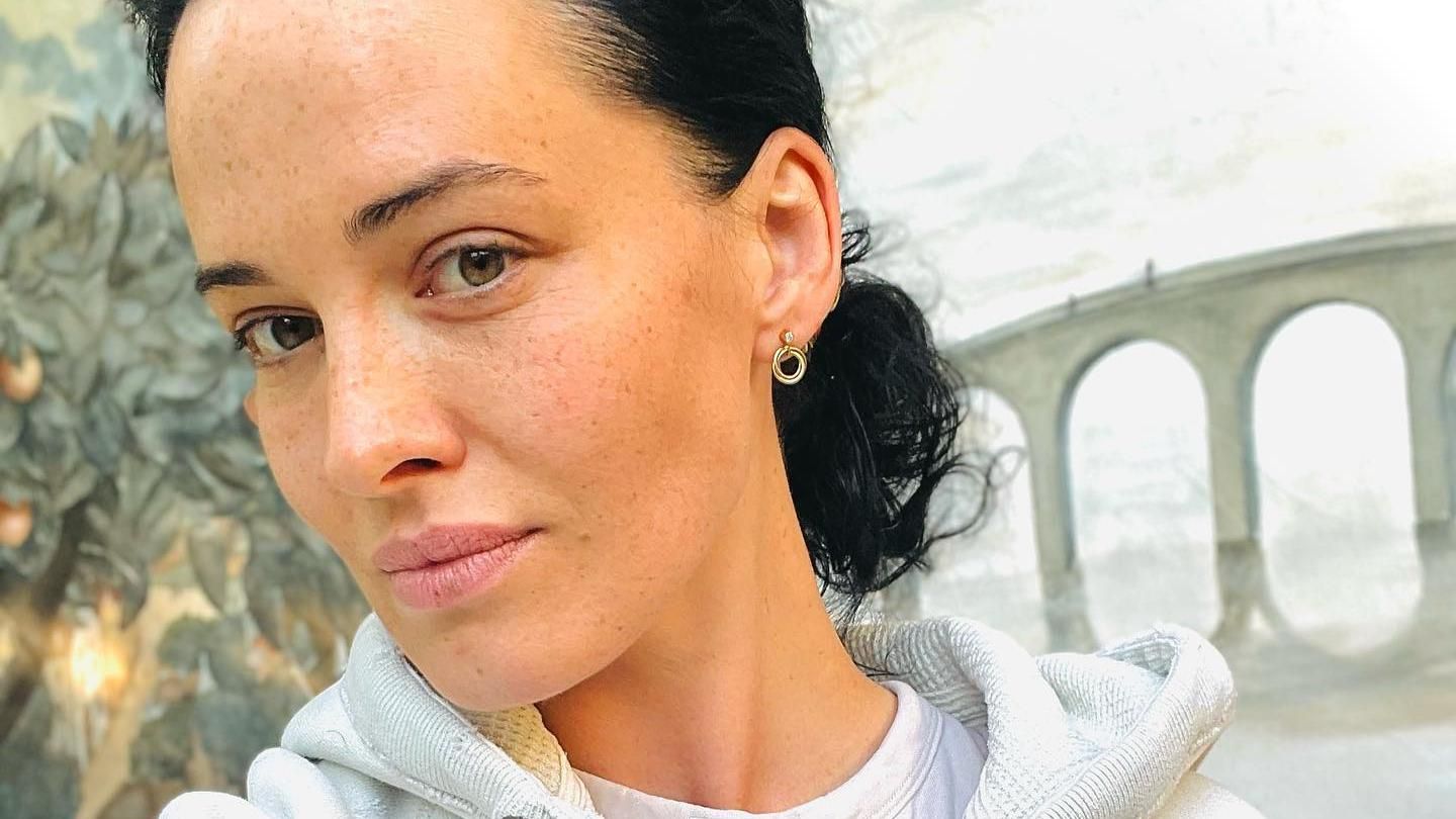 Даша Астаф'єва відреагувала на флешмоб з тризубом Banda Agency Даша Астаф'єва відреагувала на флешмоб з тризубом Banda Agency