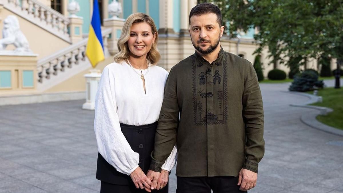 День Незалежності 2022 – спільне фото Зеленських у вишиванках День Незалежності 2022 – спільне фото Зеленських у вишиванках