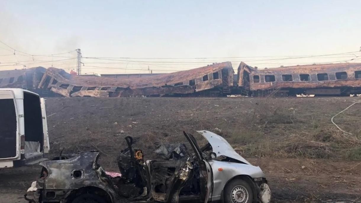 Удар по Чаплиному – реакция украинских звезд на трагедию Удар по Чаплиному – реакция украинских звезд на трагедию