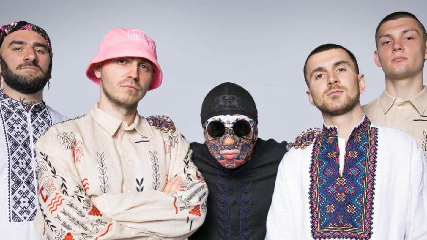 Kalush Orchestra зібрав 5 мільйонів гривень для захисників Маріуполя Kalush Orchestra зібрав 5 мільйонів гривень для захисників Маріуполя