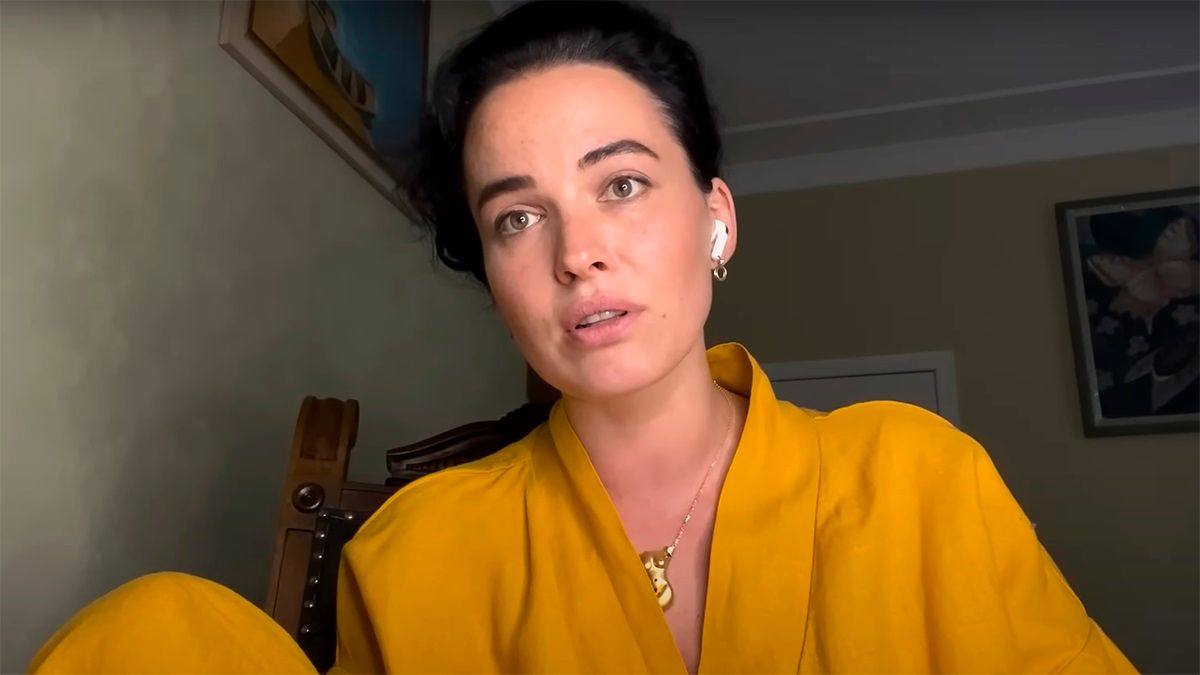 Даша Астафьева наехала на коллег из шоу-биза – что ее раздражает и кого она презирает Даша Астафьева наехала на коллег из шоу-биза – что ее раздражает и кого она презирает