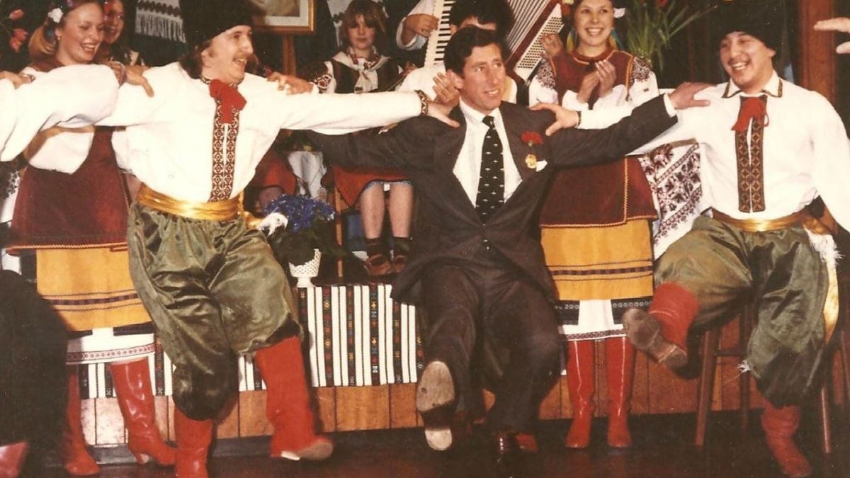 Чарльз ІІІ танцює гопак Чарльз ІІІ танцює гопак