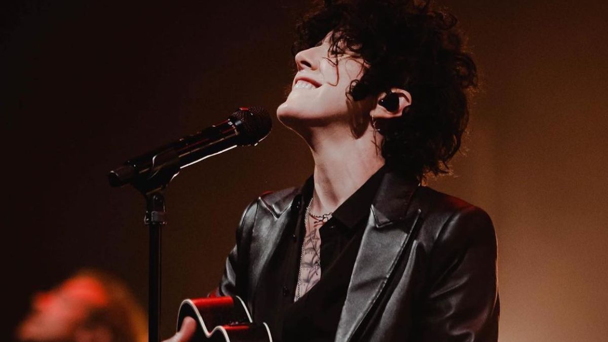 LP на концерті у Варшаві підняла український прапор – відео LP на концерті у Варшаві підняла український прапор – відео