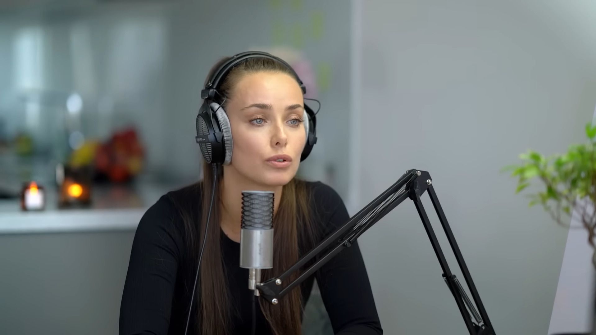 Ксения Мишина призналась, как в Европе воспринимают украинцев Ксения Мишина призналась, как в Европе воспринимают украинцев