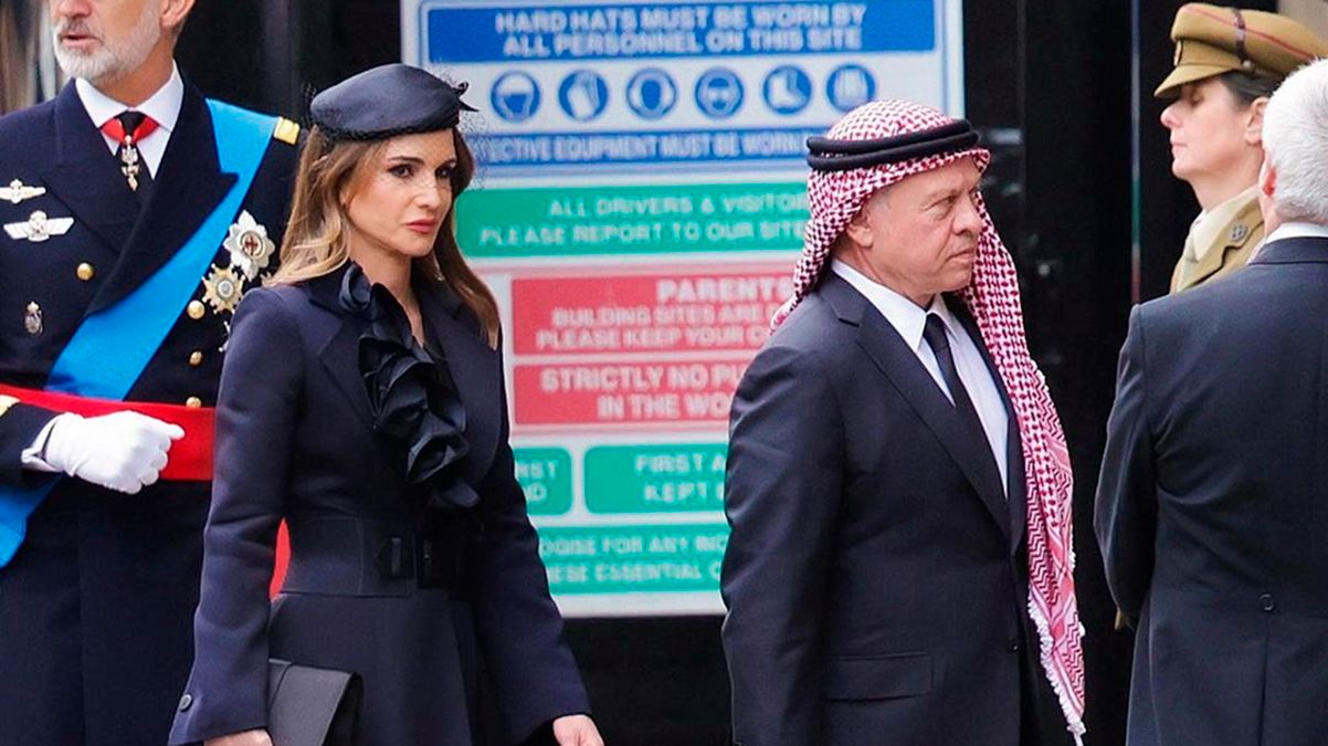 Похороны Елизаветы II – фото королевских персон на службе Похороны Елизаветы II – фото королевских персон на службе