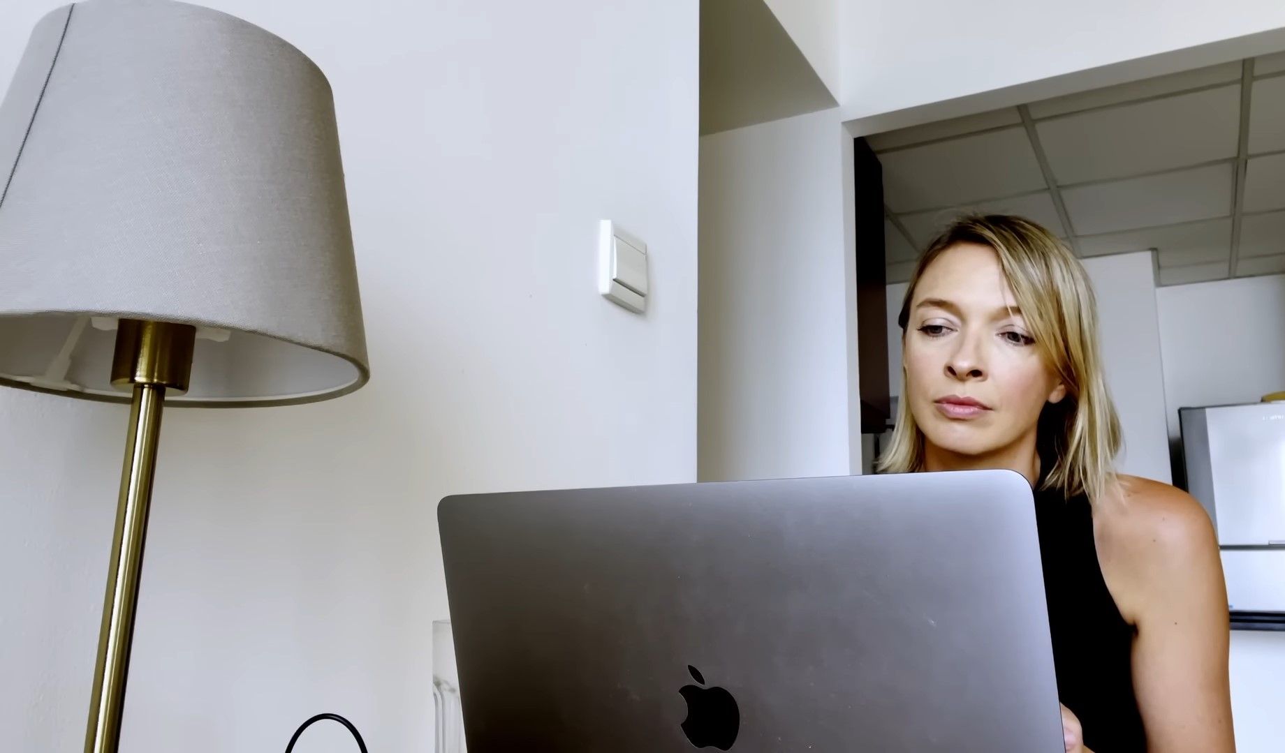 Василіса Фролова про життя в Дубаї - чому не підтримують Україну Василіса Фролова про життя в Дубаї - чому не підтримують Україну