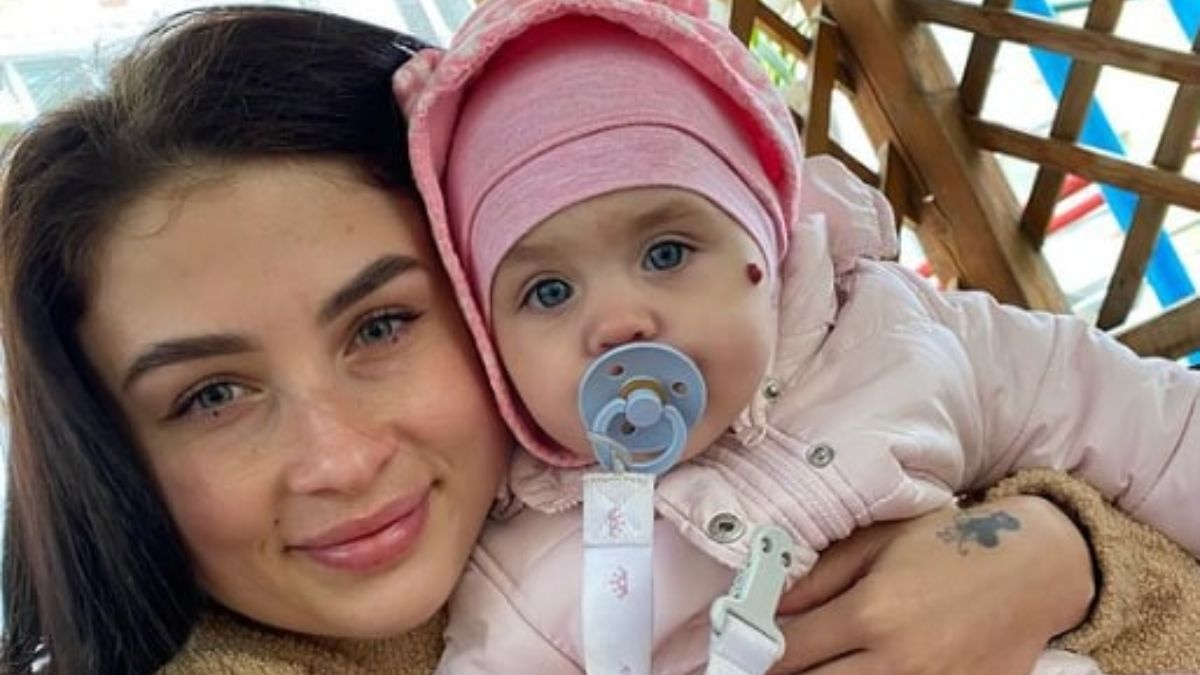 В якому стані батько дружини Романа Сасанчина, якого важко поранили на війні В якому стані батько дружини Романа Сасанчина, якого важко поранили на війні