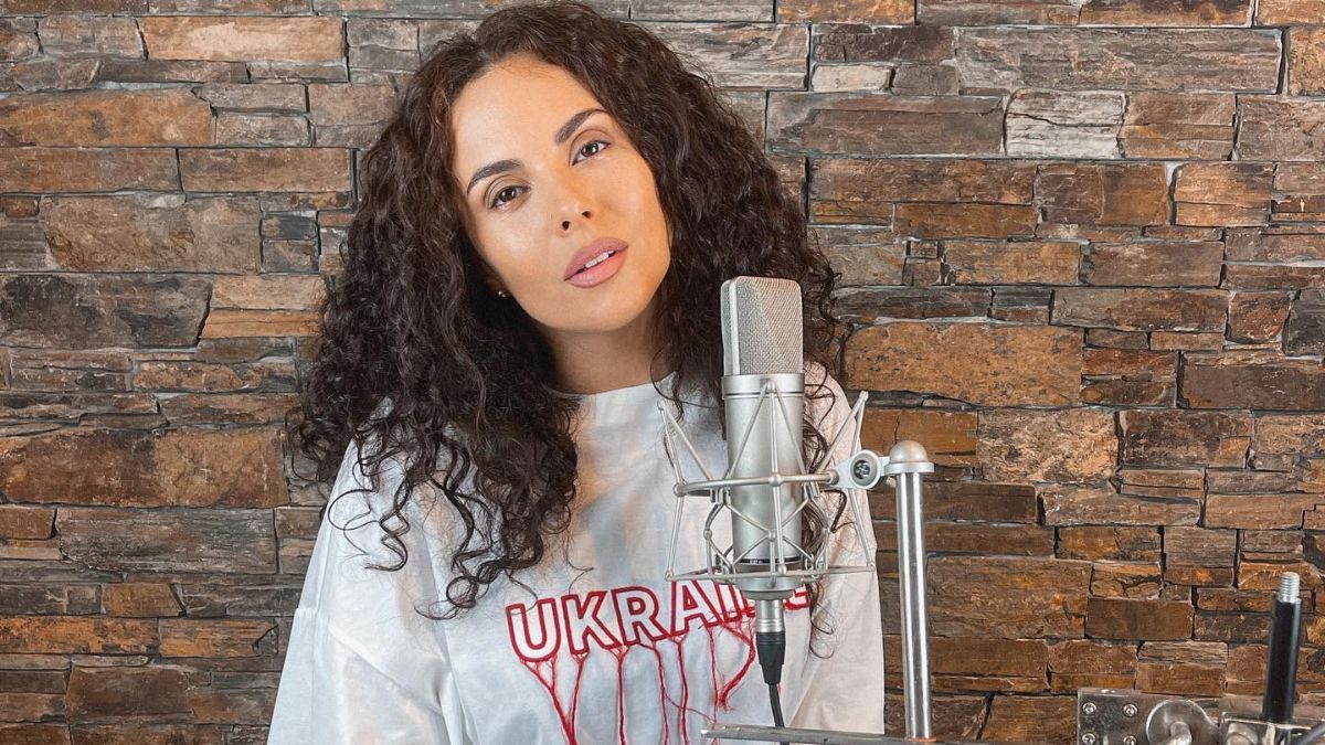 Настю Каменских раскритиковали за патриотическое видео – что произошло Настю Каменских раскритиковали за патриотическое видео – что произошло