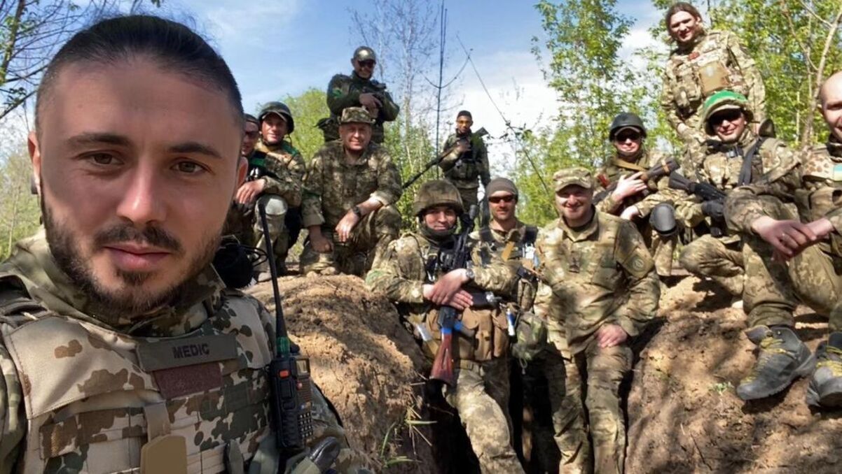 В сети показали редкие фото группы Антитела с войны В сети показали редкие фото группы Антитела с войны