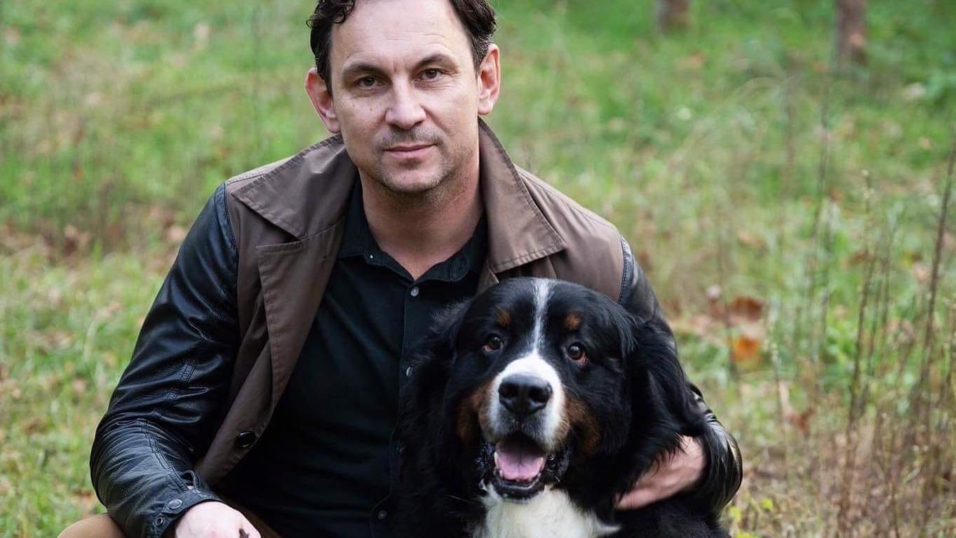 Лидер Друга Ріка рассказал о разрушенном доме в Гостомеле Лидер Друга Ріка рассказал о разрушенном доме в Гостомеле