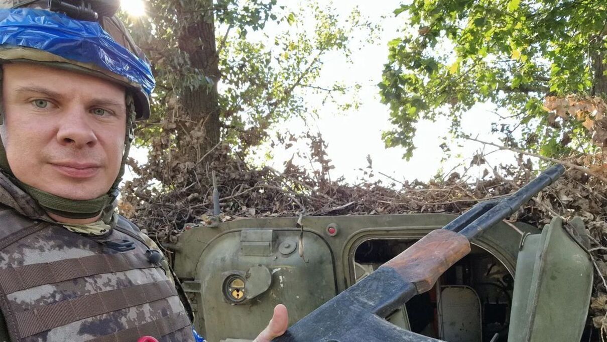 Дмитро Комаров показав зброю, з якою росіяни приїхали в Україну - фото