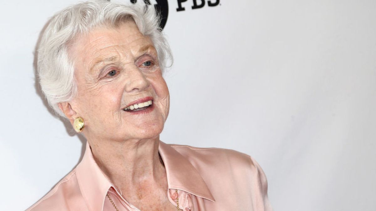 Умерла актриса Анджела Лэнсбери - играла в сериале Она написала убийство - Showbiz Умерла актриса Анджела Лэнсбери - играла в сериале Она написала убийство - Showbiz